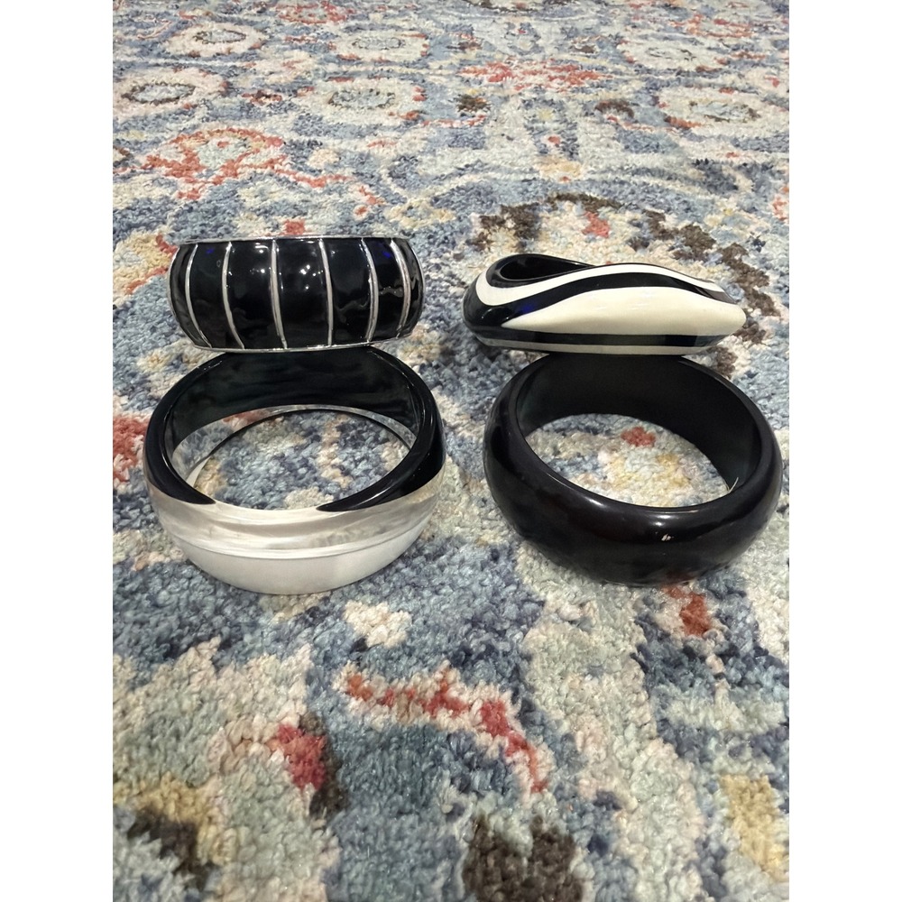 Bangle Bracelet Bundle Women Black White Geometric Mod